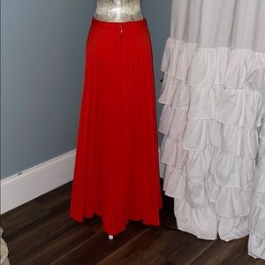 ORANGE RED PLEATED MAXI SKIRT